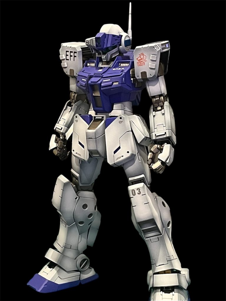 プロポーションは完璧でイジるとこ無いな、と思ったのでスジ彫りとプラ板を追加してディテールアップしたくらいです🥹