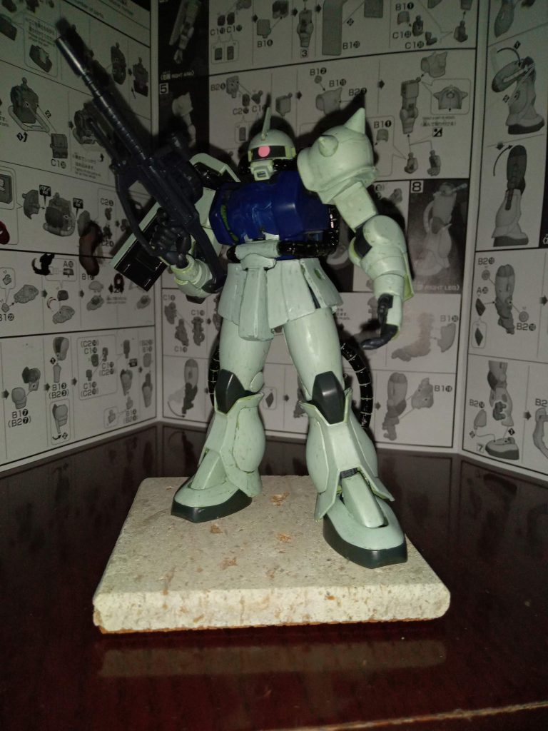 ザク–2枚目/制作者：えび