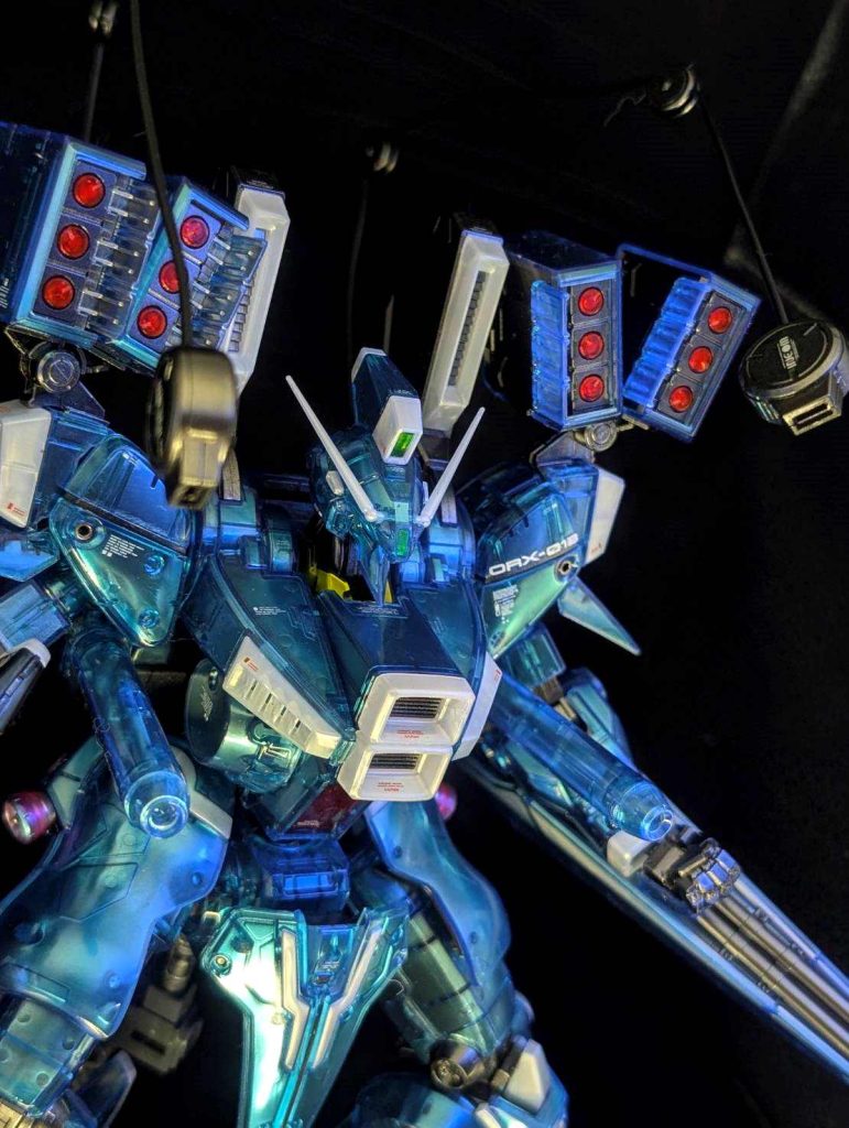 ガンベ限定　MG 1/100 ガンダム Mk-V  クリアカラー メカニカルコアメッキ仕上げ–5枚目/制作者：しうまい