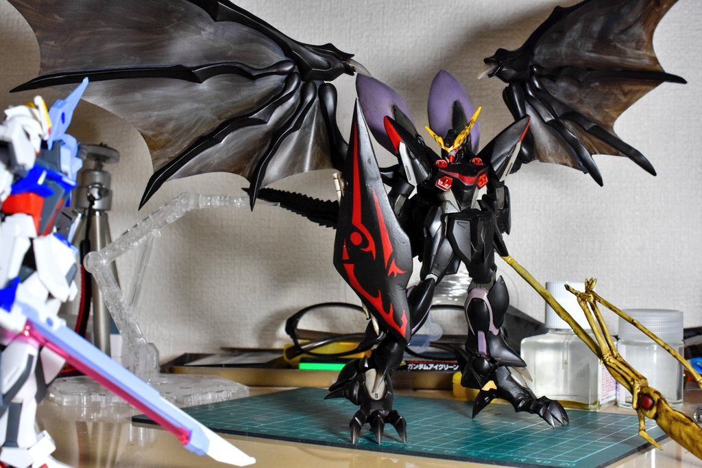 「 あ、ストライク君ひさしぶり」「 おうブリッツ、じゃ...ん...!!?」「 そういや昔は世話になったよね〜続編でも回想とかで何度も何度も」「 い、いや、えーっと、どうだったかな〜」「 ちょっと話そうや」「 あ、あああ...」