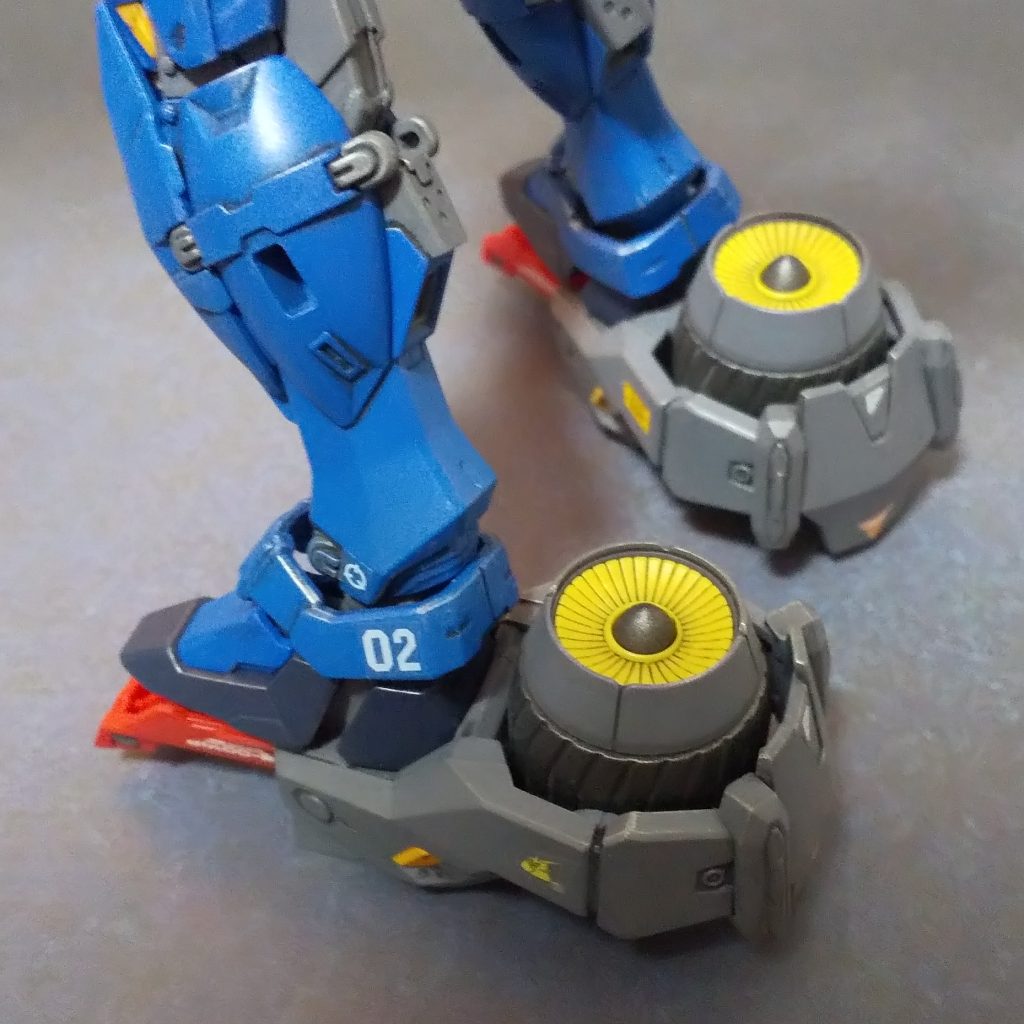 ブースターポッドは足にも装着可能