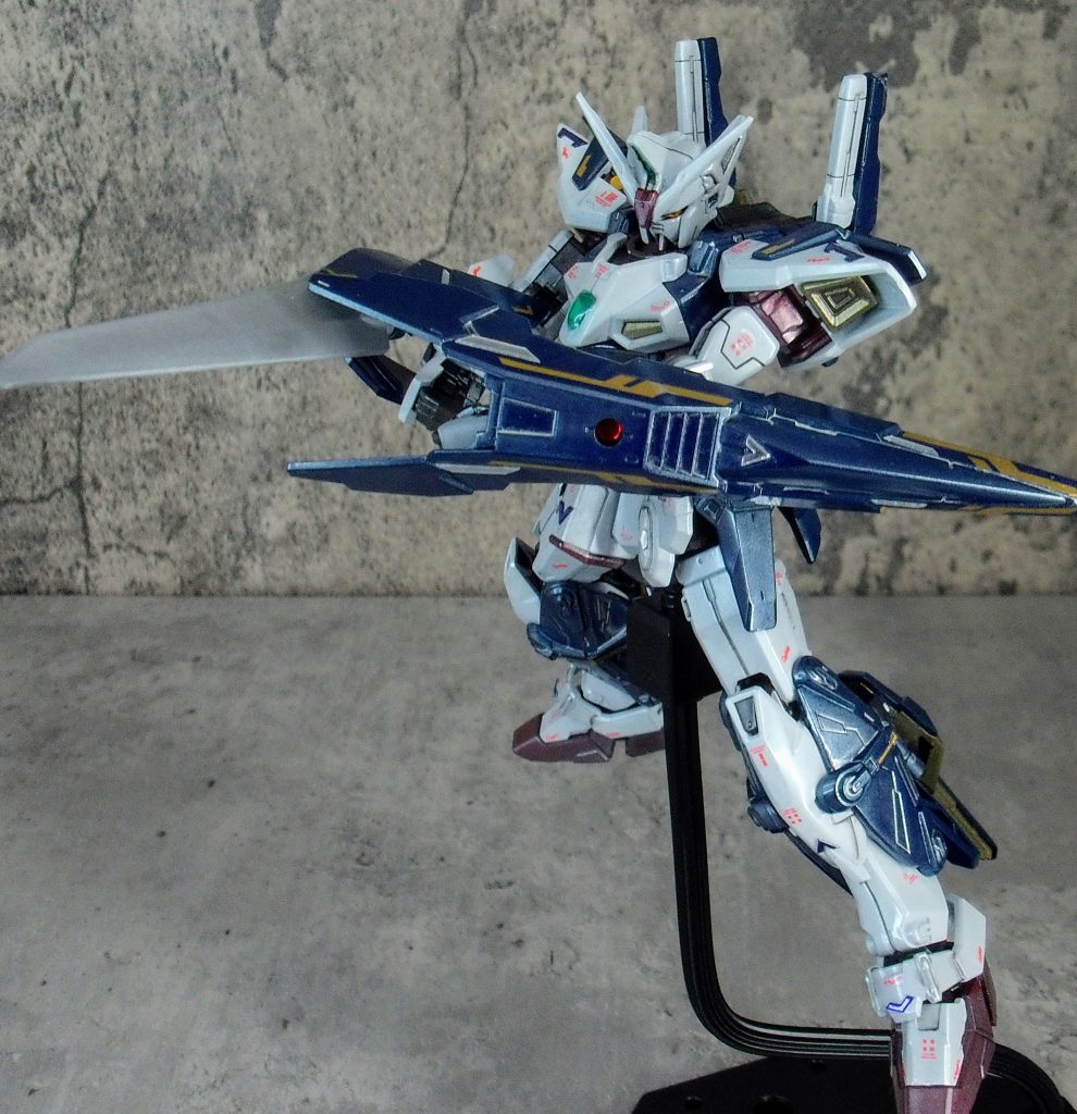 盾はシャープなものを選択しています。