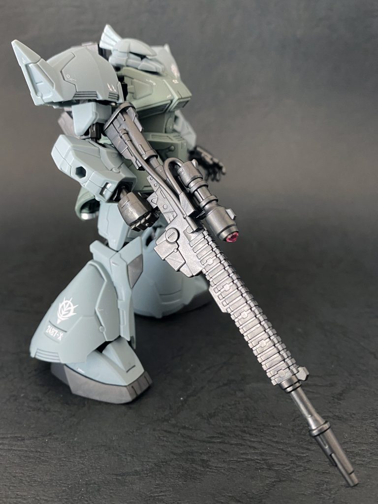 押出ピン跡が目立ちます😅