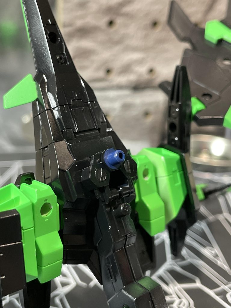 接続には30msのジョイントを使用。3mmランナーを2本ブッ刺したらちょうどエアファイターの3mm穴が二つ並んでるところにフィットしました。見えなさそうなところの塗装が雑なのはご愛嬌で、、、