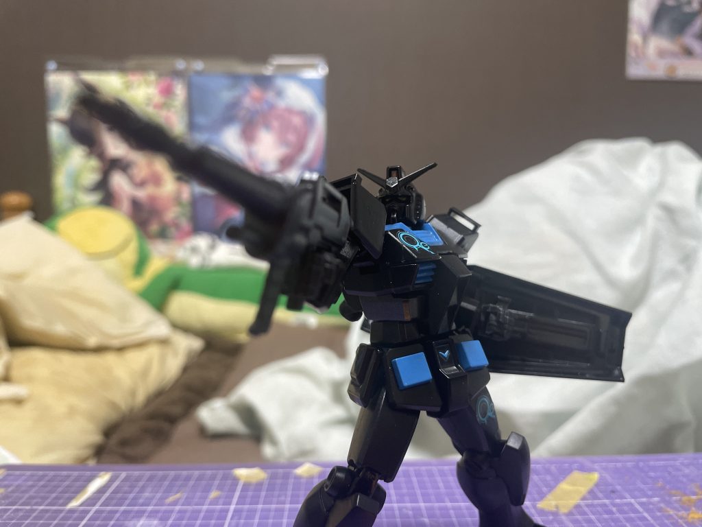 アムロ「直撃させるっ!!」