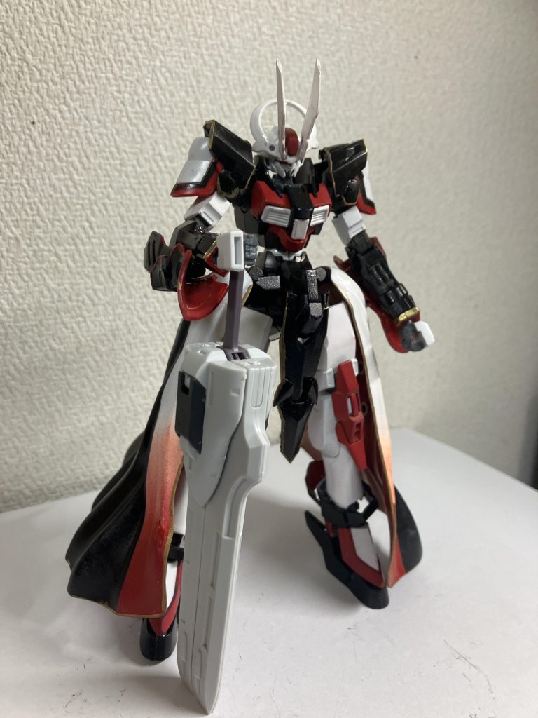 鈍器を持たせてみました本当であれば金棒を持たせたかったのですが金棒を持ってる機体が殆どなくGP-羅刹の物を使用しようと考えましたが何処にも売っておらず諦める事に....ですが購入出来たら持たせようと思います