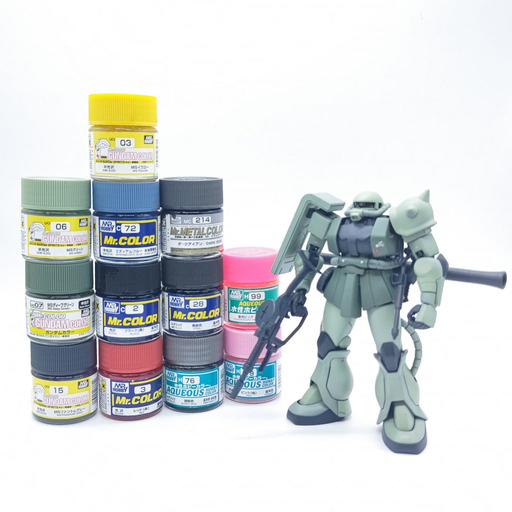 使用した塗料、メインカラーのグリーン、ダークグレーは瓶のままを使用しました。