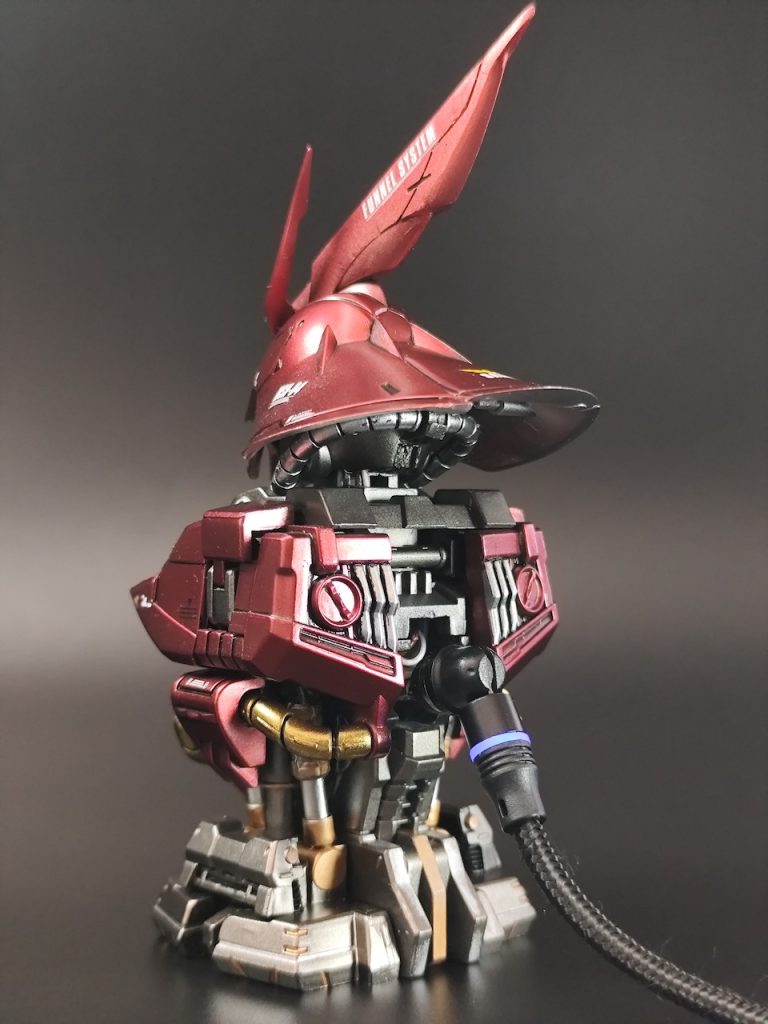 背面の電源コネクタ部アンビリカルケーブル…ｗ