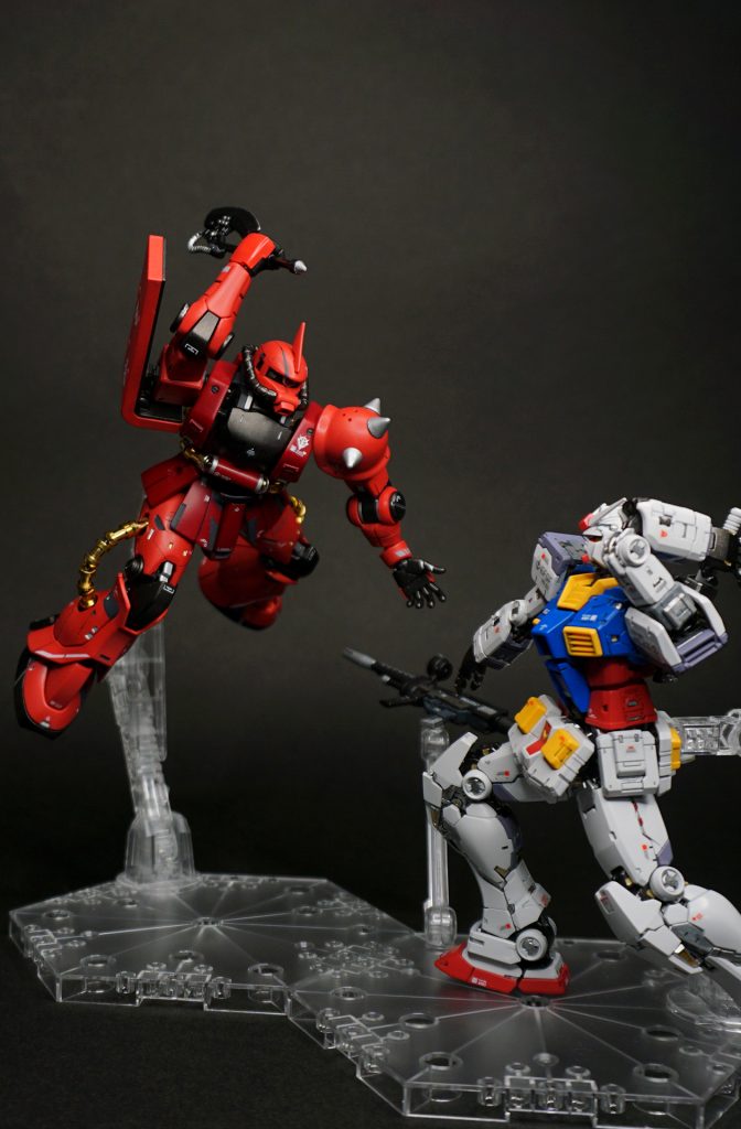 ガンダムと一緒に飾れてとっても満足ですガンプラにはまって半年、とっても楽しくてまだまだ熱は冷めません!