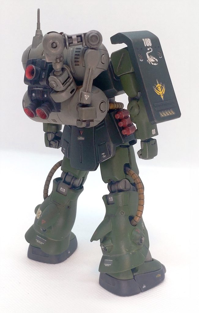 遊びで武装ラック件サブアームを付けてみました。こちらはオルフェンズ系のアームフレームを利用しました。