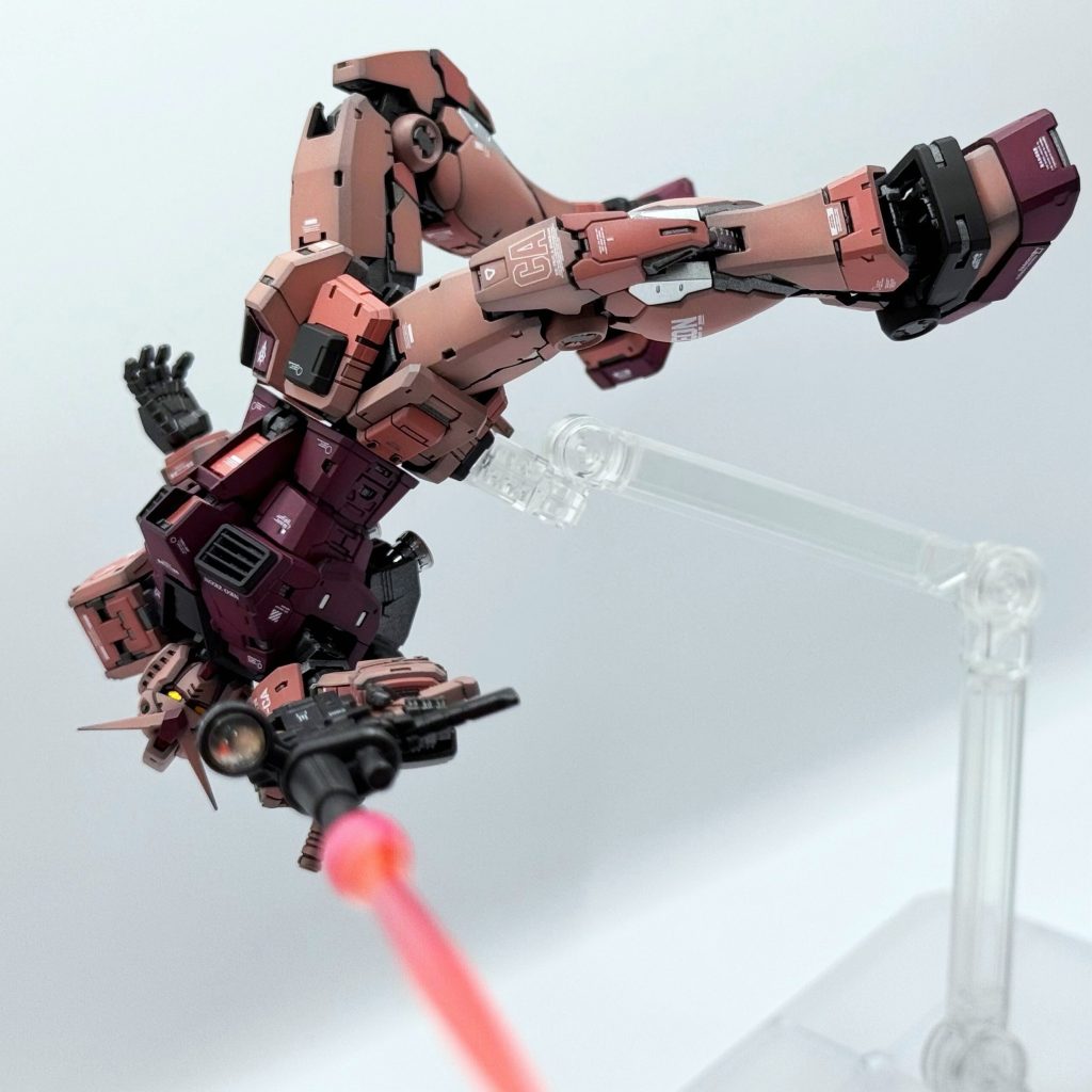 RG キャスバル専用ガンダム–4枚目/制作者：ガンプラさんTW