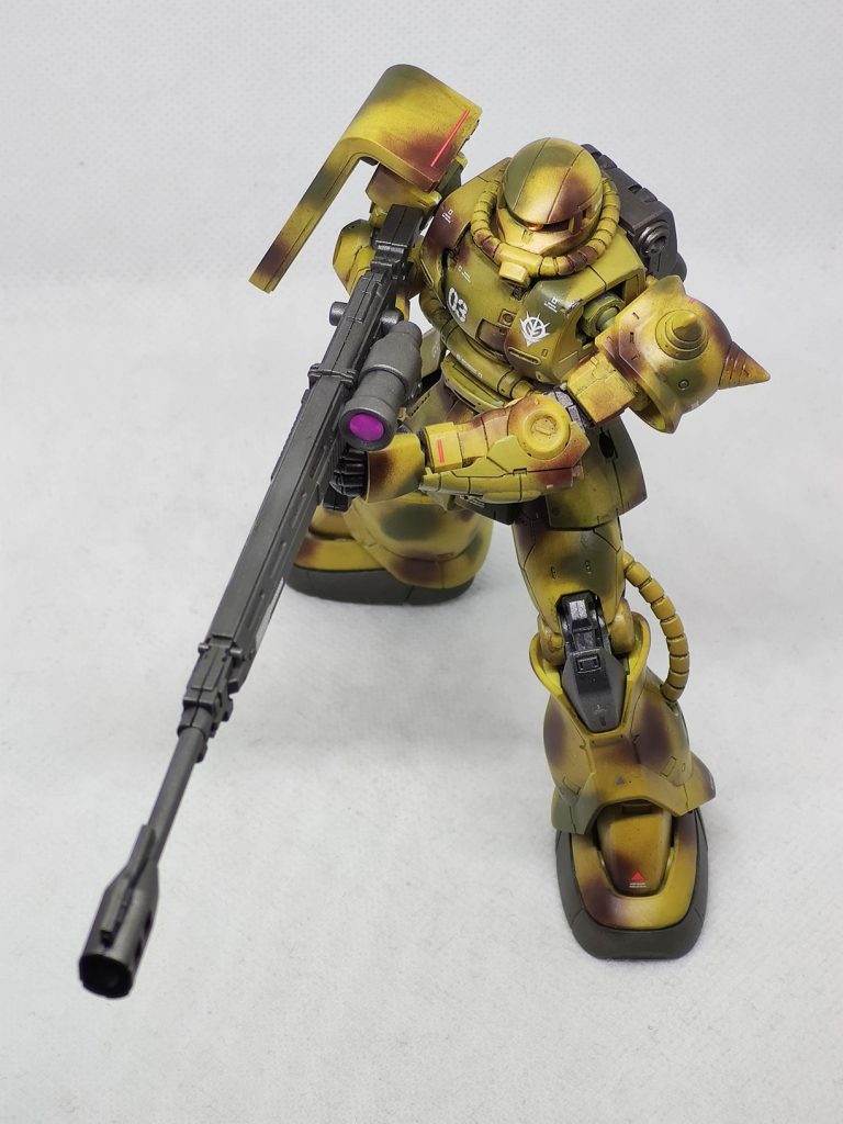 武器が沢山付属してます。長物(対艦ライフル)があるのが珍しい。