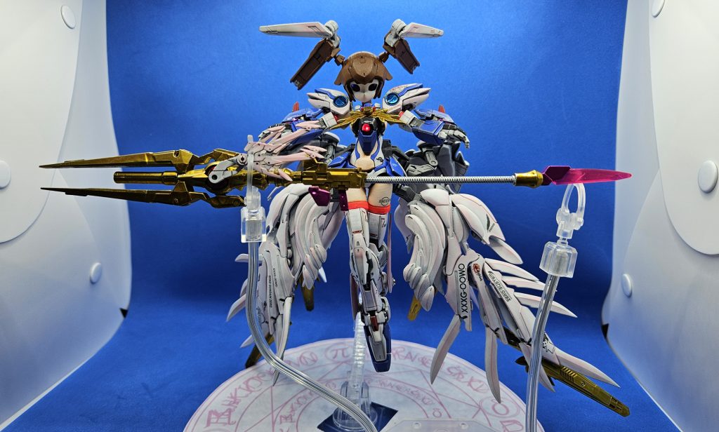 「風は空に　星は天に　不屈の魂はこの胸に　レイジングハート、セットアップ！」Ex-Sのあのポーズのつもりレイジングハートの先端部もかなり重いので補佐スタンドがないと取れないポーズが多いです