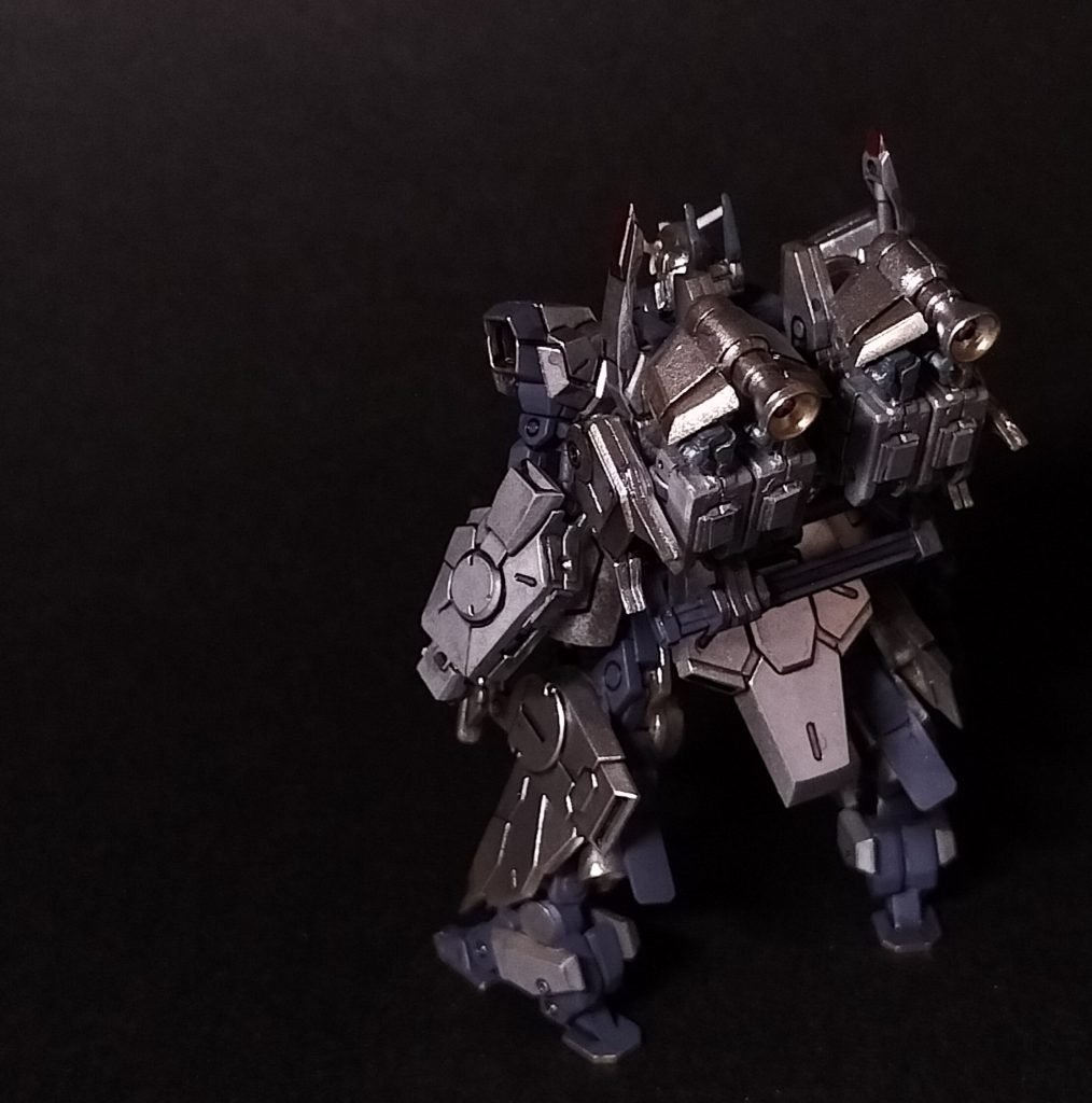 7.    相変わらず食玩と思えないクオリティとパーツ構成。子供向きではない内容。というか、大人も投げ出したくなる細かさ（老眼で（笑））