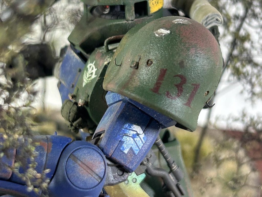 砲兵隊はザクが少しでもミスったらみんなバズーカの後方爆風でお陀仏ですね😇