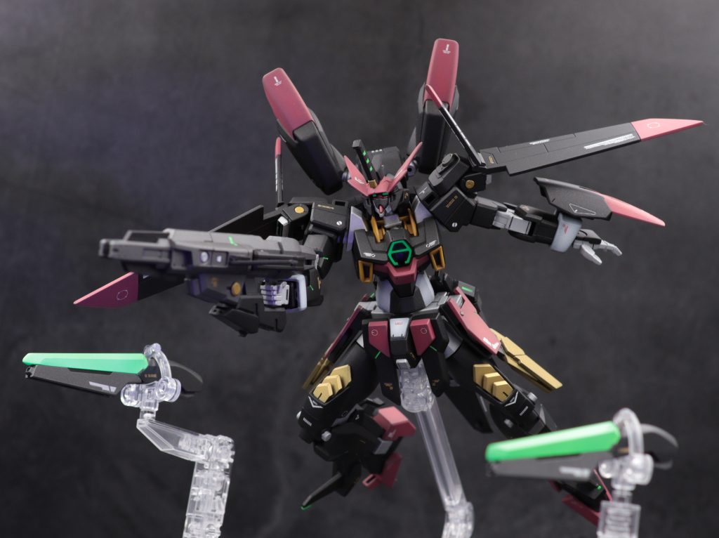 ファンネルはシグルブレイド装備という設定。