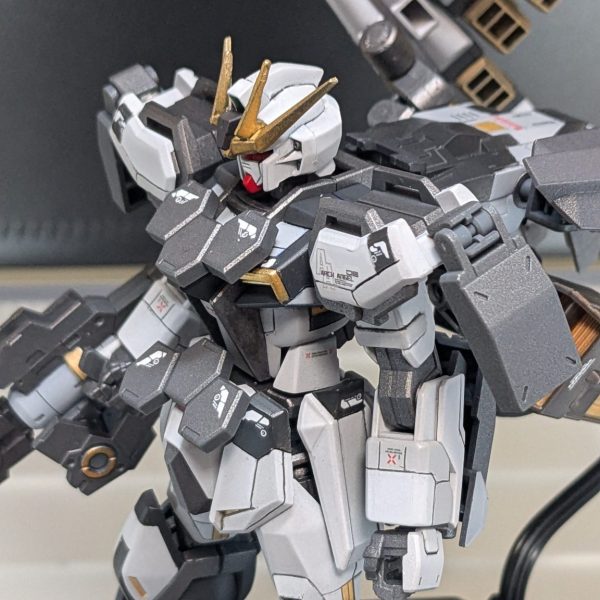 EG 1/144 ストライクガンダム オリジナル ミキシング 塗装済み EG 1/144 ストライクガンダム オリジナル ミキシング 塗装済み