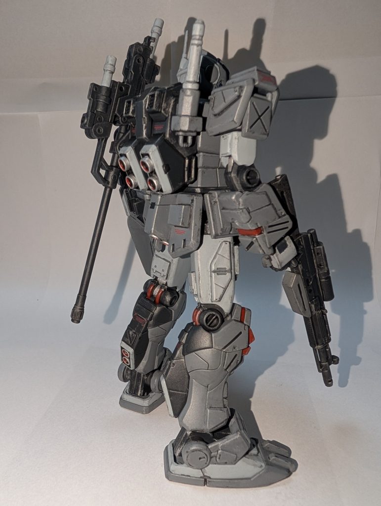 ビ−ムスピアはマウントラッチ装備バックパックにポリキャップ入てマウントラッチとザ−ベルラッチは可動します。あまり効果が無いけど。