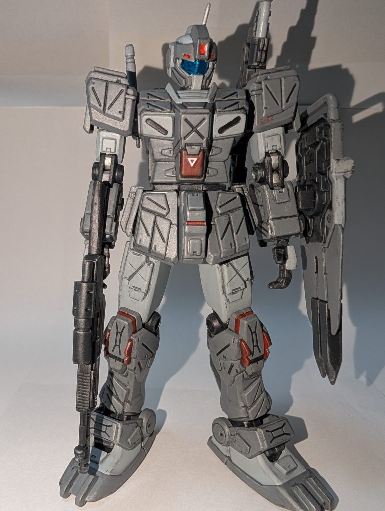 前から。ライフルはジャンクから。全身にディテ−ルアップパ−ツとプラ板等で。