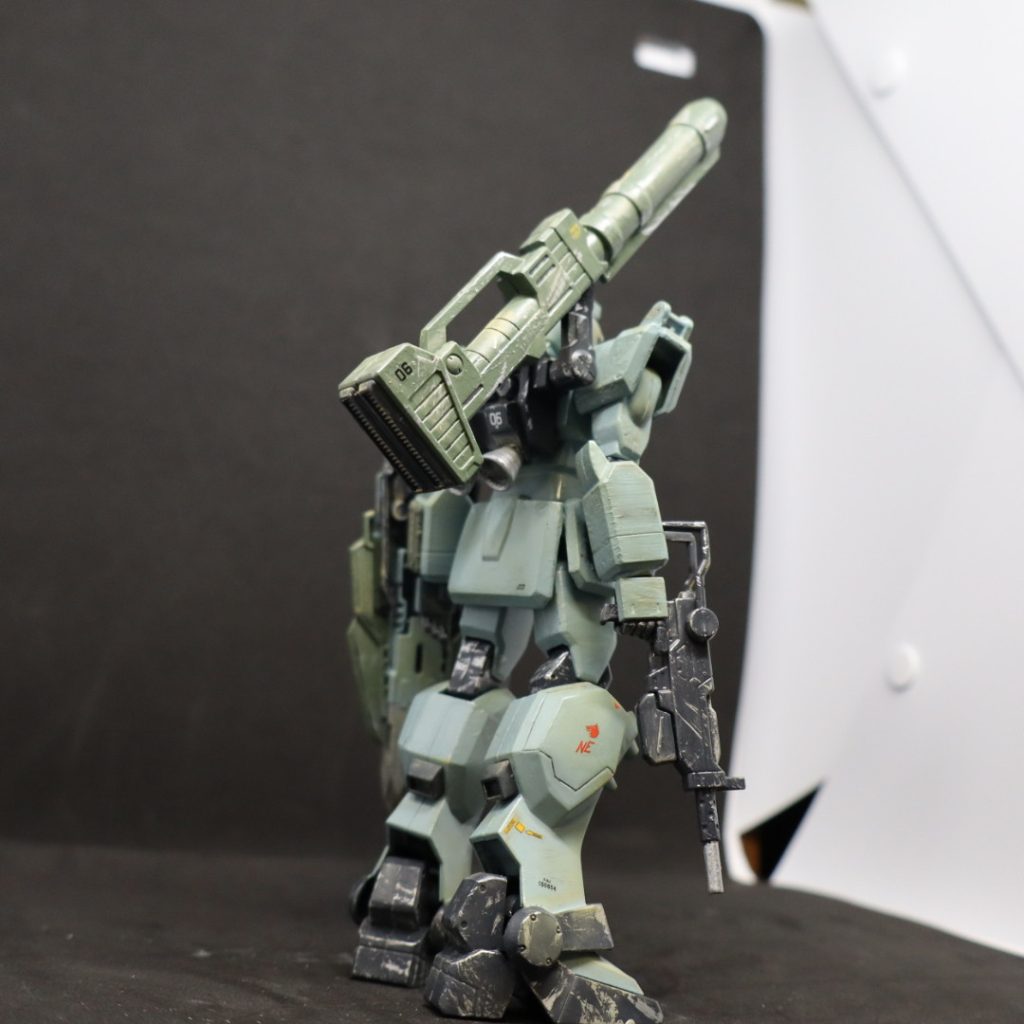 斜め後ろから😊