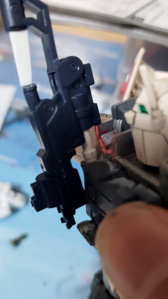 バックパックにマウント出来るようにしたという無駄な努力