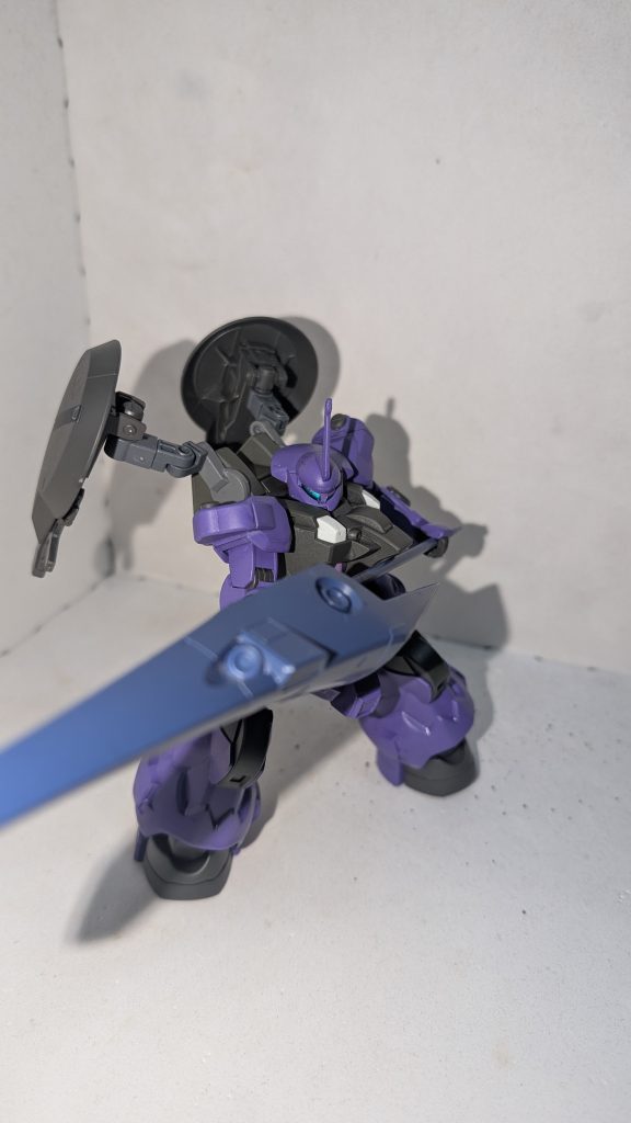 なんで自分がディランザ作ると、こうも鉄血っぽい匂いがしてくるんですかねぇ?