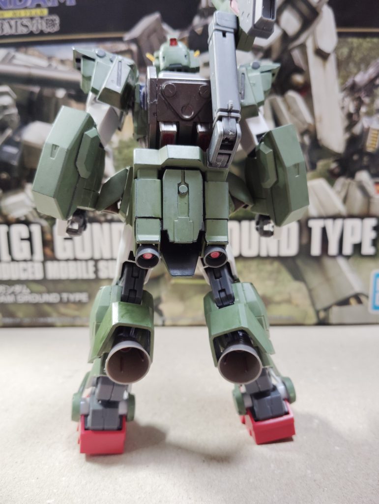 個人的には後ろから見るのが好き脚裏の大型バーニアがいい感じ