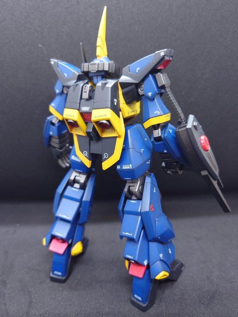 黒立ち上げなんですが、あまりグラデーションが目立ってないです