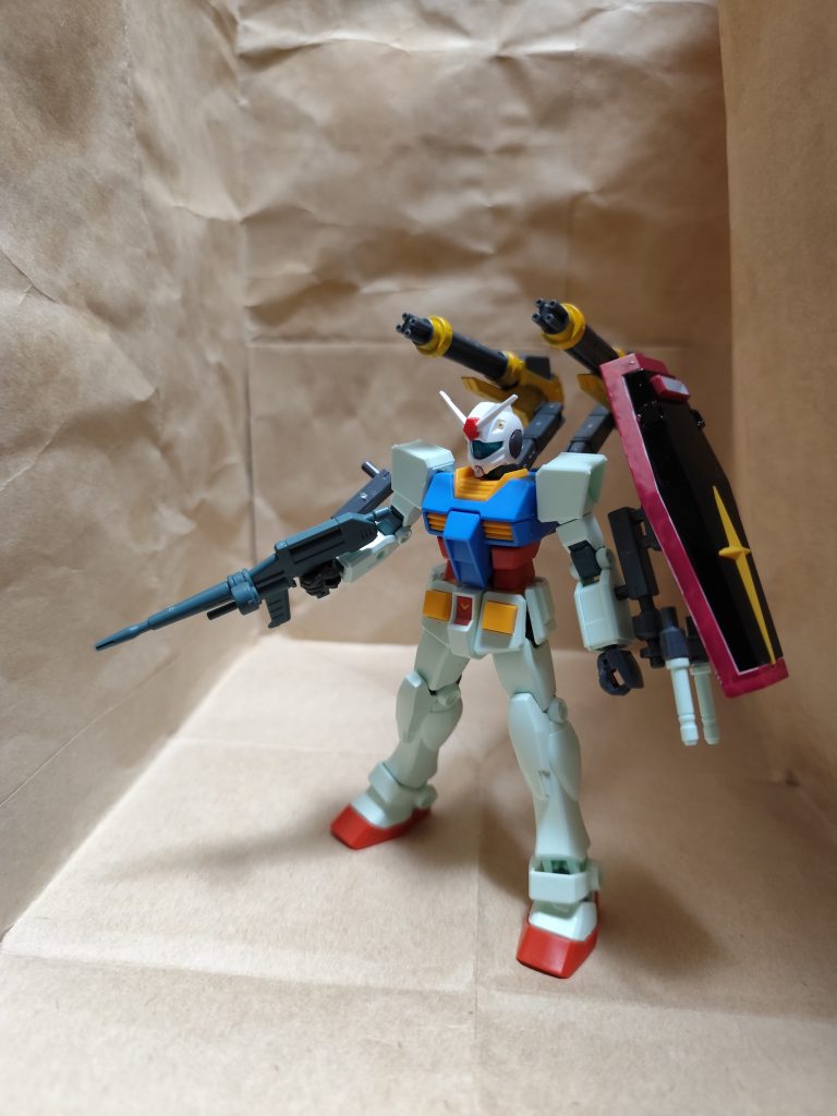 鹵獲された直後なので、シールドは01寄りです。