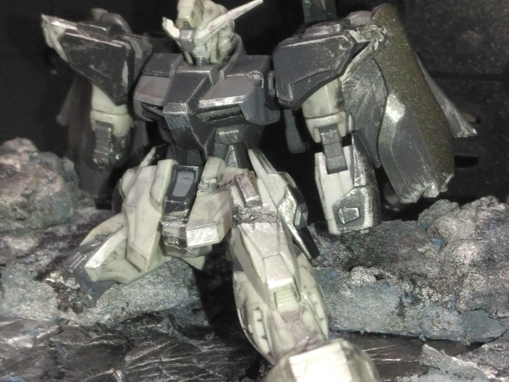 無双するSPEC2も良いですが、Destiny本編の迷いや悩みながら戦うシンとデスティニーも幼いながらすごく印象深く記憶に残っているので、申し訳ない気持ちを抱きつつ加工しました。