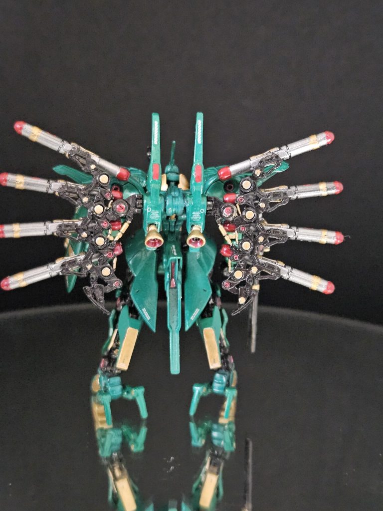 バックショット。バインダーの塗り分けは気に入ってます。