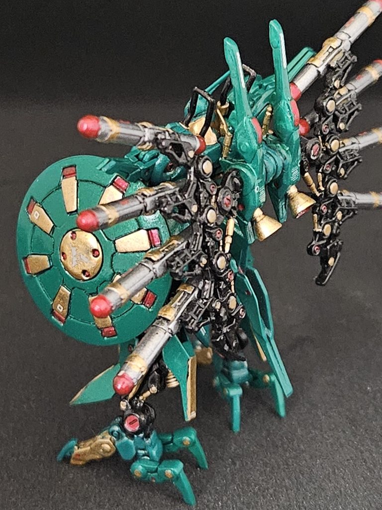 サイドショット。色んなデカールで情報量増やしてみました。