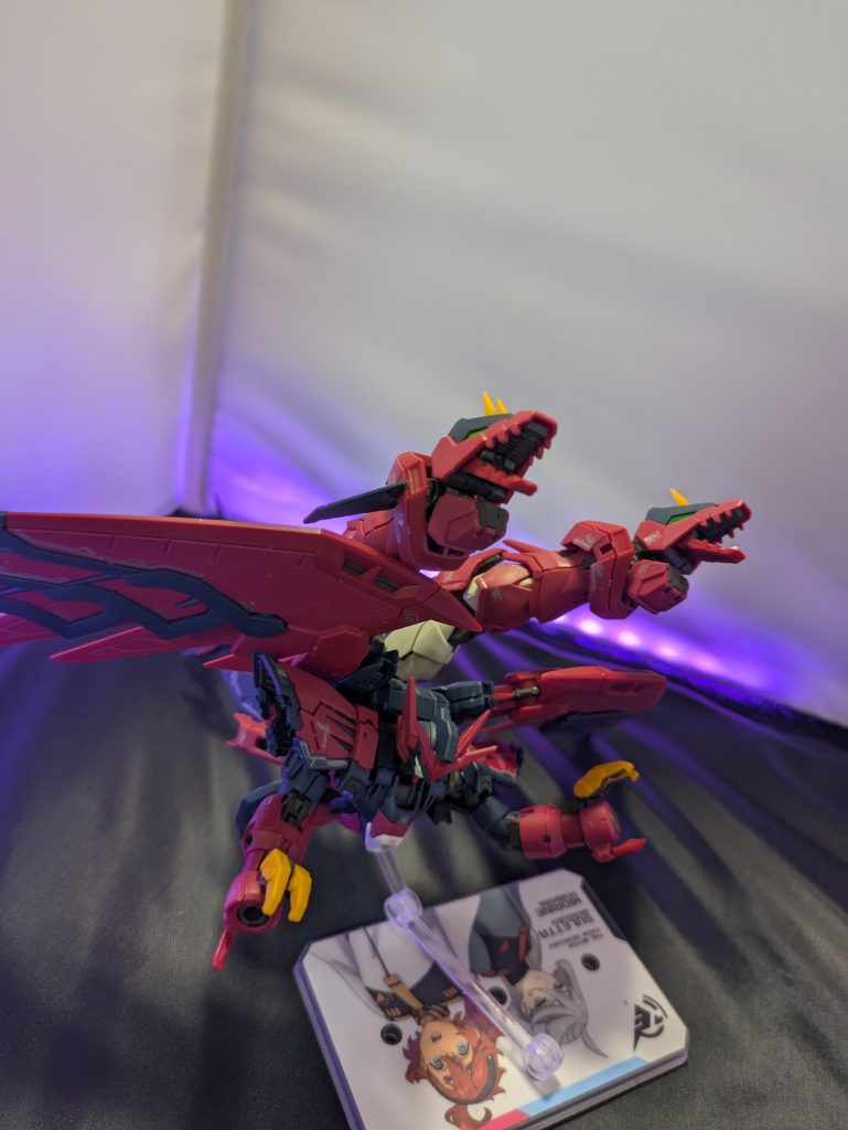 モビルアーマーモードこっちもかっこいい…