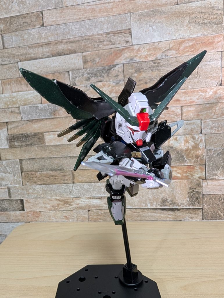 アロンダイトのおかげで、独特のポージングができて楽しいです…!