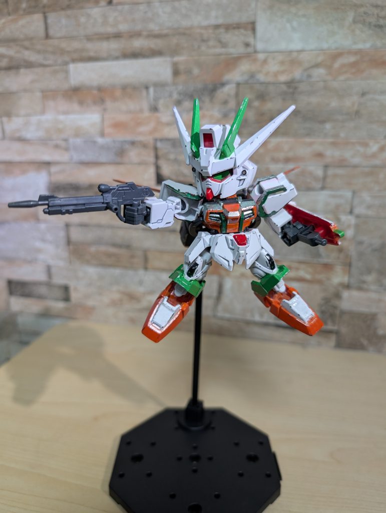 エールストライクなので、まずはこのポーズから。もはや通過儀礼みたいなものですね。