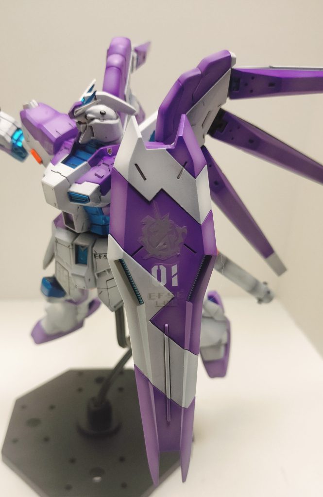 Hi-vガンダム–2枚目/制作者：eguryuu