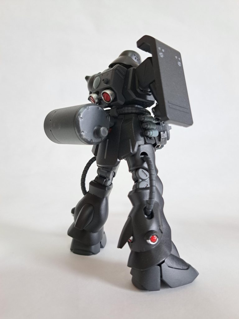 全体的にそれっぽくはなりましたが、顔以外はほとんどいじってないので中途半端な出来になってしまいました。