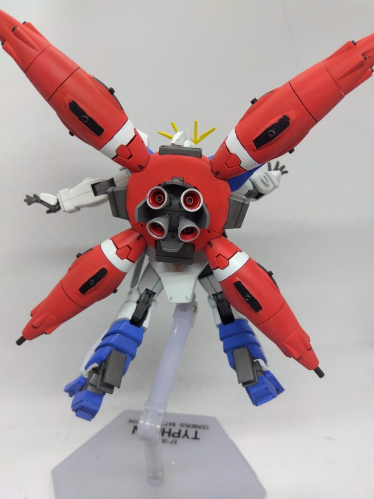 ドラグーン装備。背面。