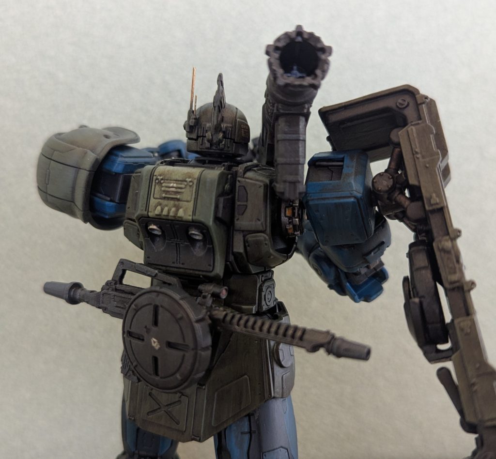 ザクマシンガンもザクⅠ仕様に改造…