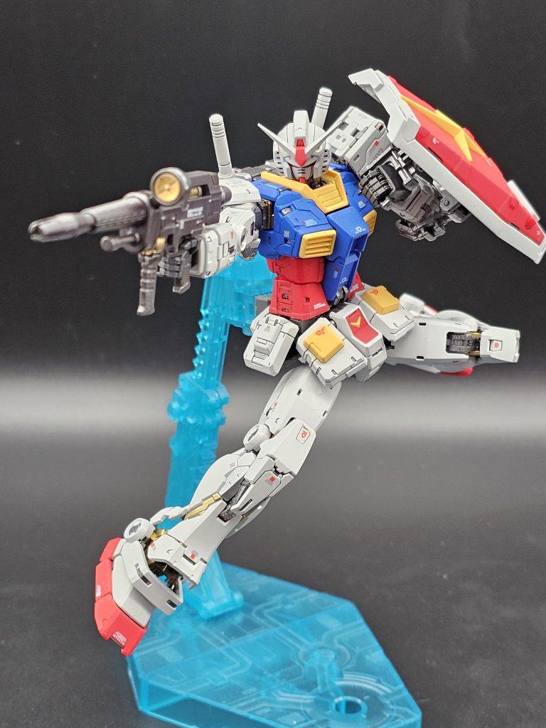 ポロリが無いし、良く動くので、ポージング楽しいです。が、写真があんまり残ってなかったり