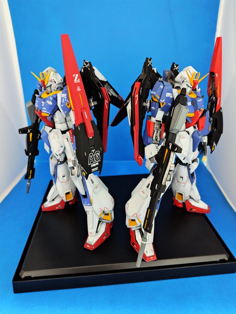 Zガンダムは2作目製作右は過去作、今年左側を製作比較してみました。