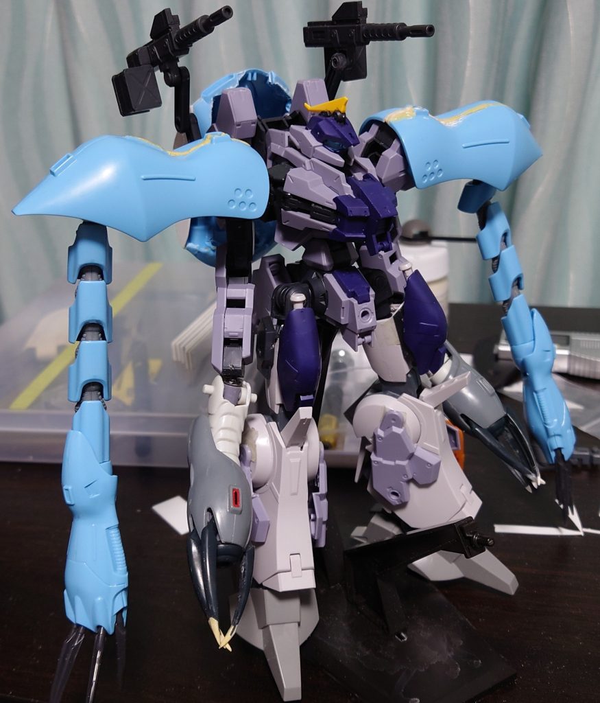 方向性が決まった状態このあとに細かい部分の修正をしつつ、塗装して完成。塗装は缶スプレー使用してます。