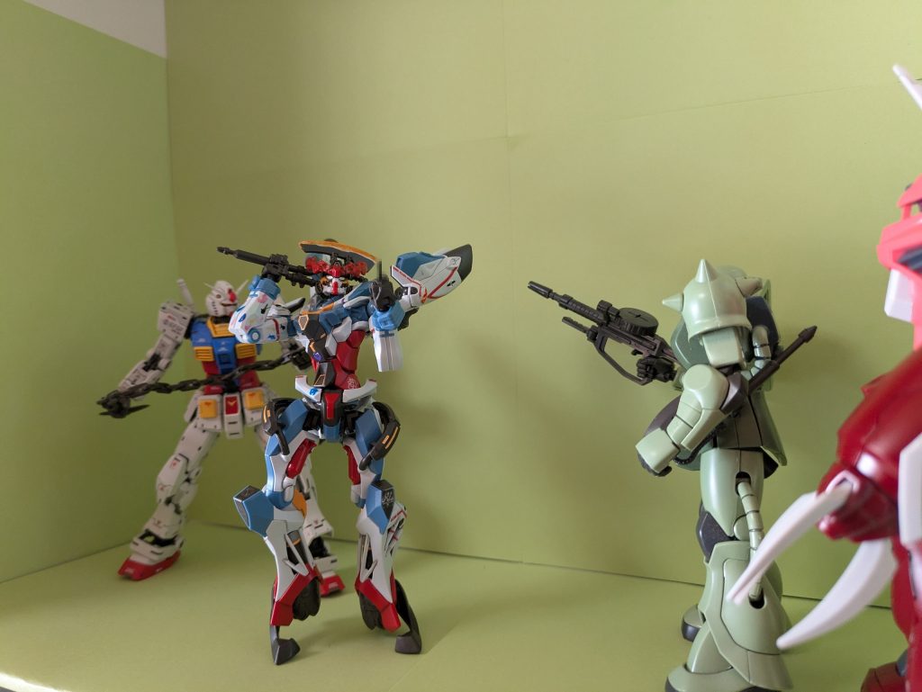 ジークアクス　クランバトルIFマチュ「おい雑魚！連勝赤丸急上昇のポメラニアンズに楯突きやがって舐めてんのかゴルァ！この舐め腐った根性を返り討ちにしてやるよ！」シュウジ「マチュ、レディが中指立てるのはヤバいよ！ってガンダムが言っているよ」