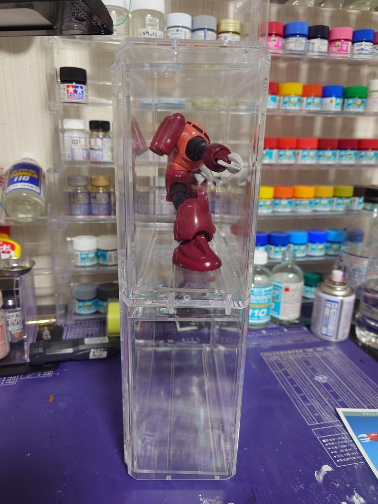 ほんとはコスメケースみたいですが、見つけた瞬間ビビっときました(笑)お値段1000円くらいだけど中々透明感あっていいかんじ!もう一枠にはRGガンダム?シャアザクもいいなーと妄想中です✨