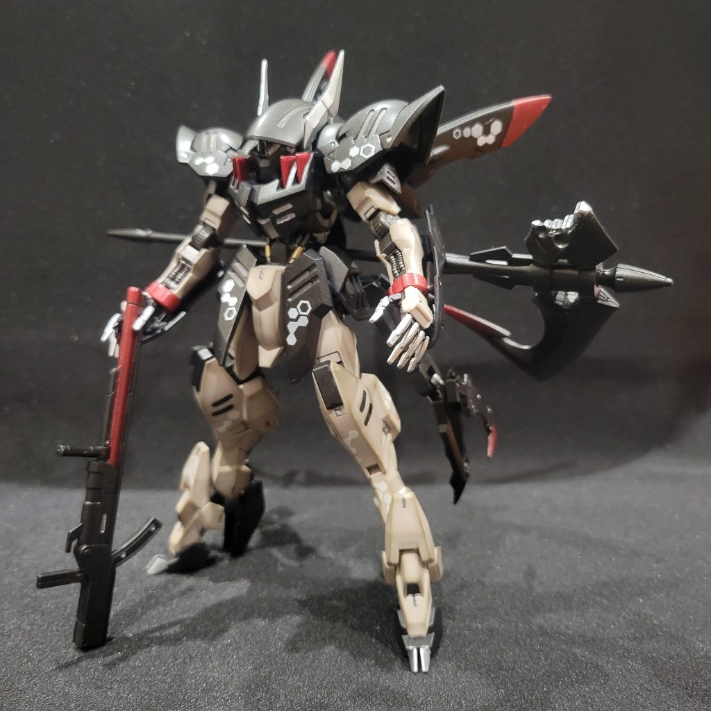 フロントビュー新規装備でロングライフル腰部にスタビライザースタビライザーにマウントされたアサルトナイフを追加