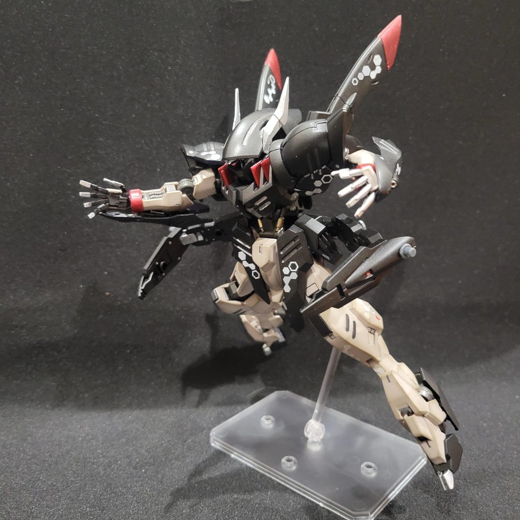 で、武装無くなってからもルプスレクスのレクスネイルみたいにオシャレネイルで敵機のコクピット潰して暴れ廻るであろう死神攻撃は回避されやっと当てた攻撃は全然効いてないし挙句の果てにはコクピット潰しに来るレイドボス、イヤじゃない？そんな感じのグレモリーです