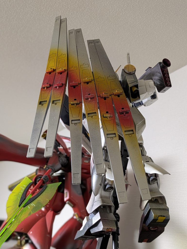 ニューガンダムとナイチンゲール–3枚目/制作者：Sirocco