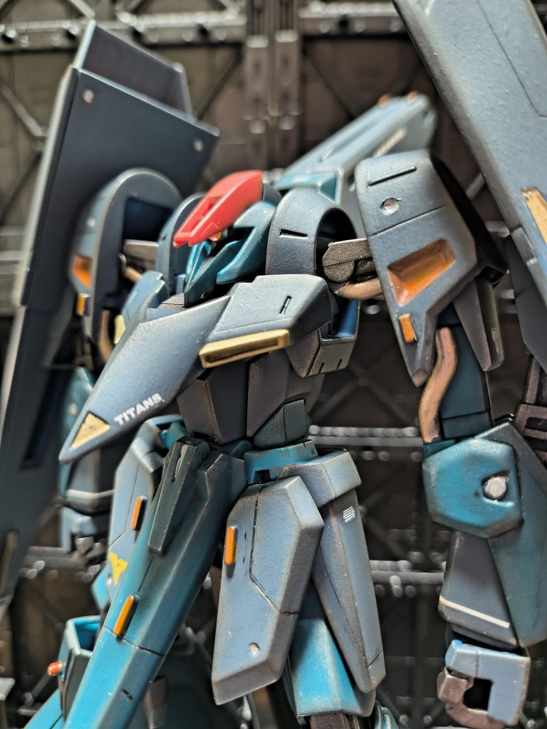 モノアイはHアイズ埋め込みです。