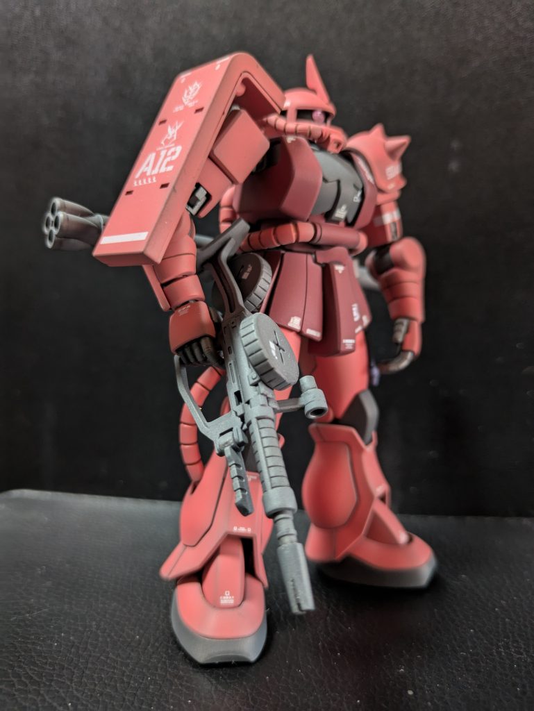 MG.PG.FG.RGといろいろ発売されましたが、234番のHGUCはかなり優秀ですね!軟質素材のアーマーにしようか迷いましたが、塗装後がどうなるか不安だったためプラ素材選択です。