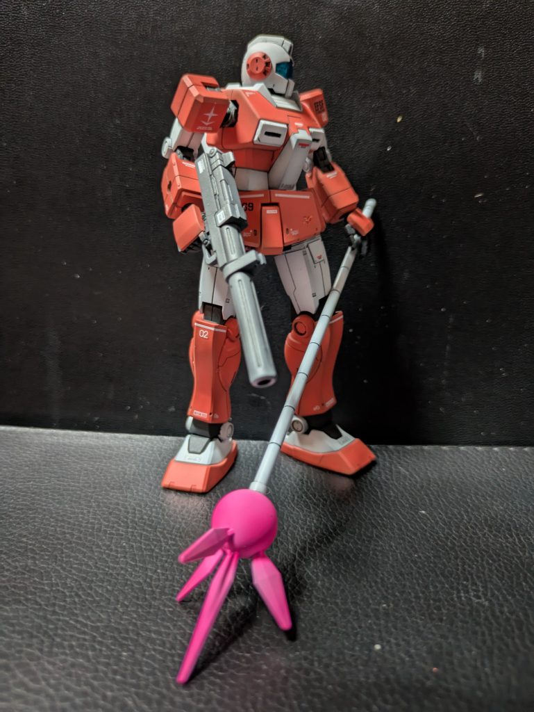 スピード重視の一撃離脱型という連邦らしからぬ仕様ですよね。航空機乗りからの要望で開発されたらしいですね。